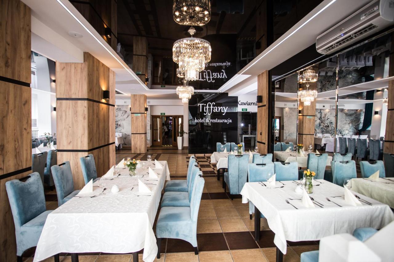Hotel Tiffany Нове-Място-Любавське Екстер'єр фото