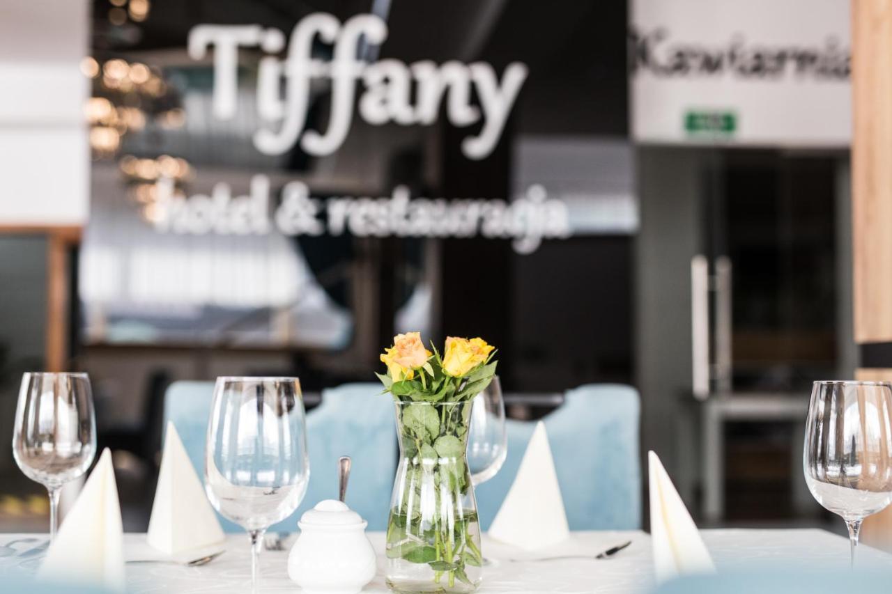 Hotel Tiffany Нове-Място-Любавське Екстер'єр фото